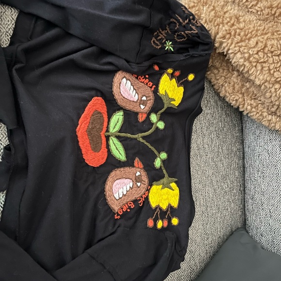 Johnny Was Joystick Hand Stitched Floral Embroidered Long Sleeve Bell Sleeve Top - Picture 4 of 4